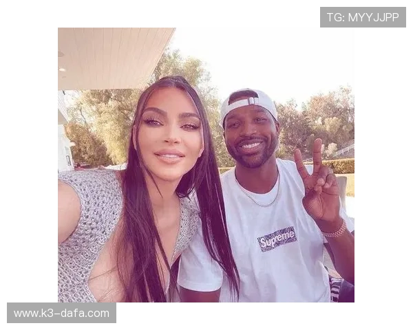 奥多姆与卡戴珊的复杂情感历程与公众形象背后的故事 奥多姆与卡戴珊的复杂情感历程与公众形象背后的故事